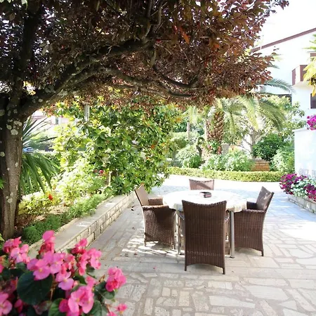 Modern Sabina With Garden Апартаменты *