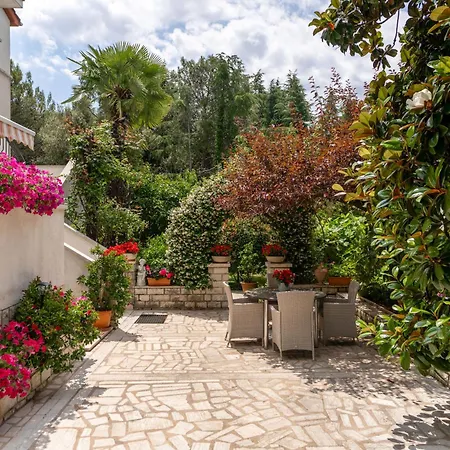 Modern Sabina With Garden * Пореч