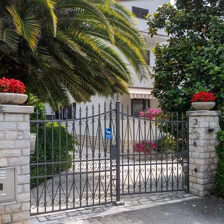 Modern Sabina With Garden Апартаменты Пореч